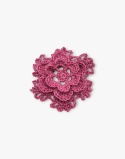 Różowa broszka szydełkowa kwiat handmade - mała przestrzenna ozdoba ręcznie robiona
