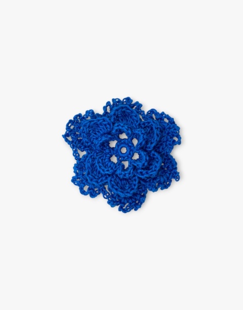 Niebieska broszka szydełkowa kwiat handmade - mała przestrzenna ozdoba ręcznie robiona Niebieska broszka szydełkowa kwiat handmade - mała przestrzenna ozdoba ręcznie robiona
