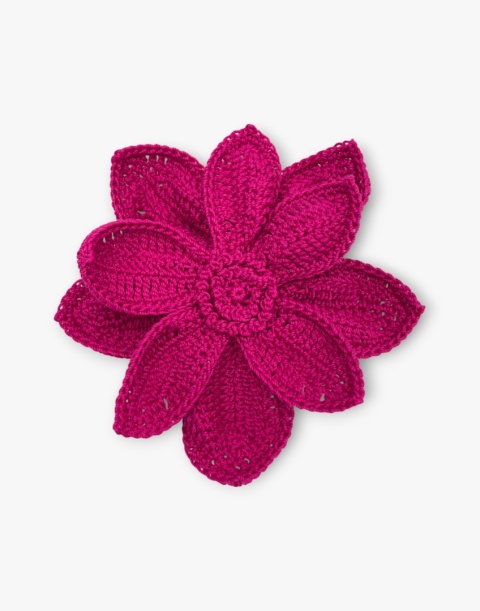 Amarantowa broszka szydełkowa kwiat handmade - duża przestrzenna ozdoba ręcznie robiona Amarantowa broszka szydełkowa kwiat handmade - duża przestrzenna ozdoba ręcznie robiona