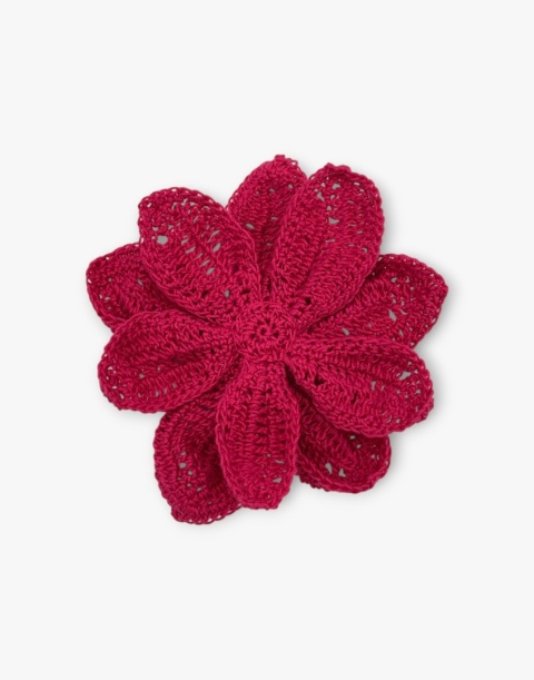 Amarantowa broszka szydełkowa kwiat handmade - przestrzenna ozdoba ręcznie robiona Amarantowa broszka szydełkowa kwiat handmade - przestrzenna ozdoba ręcznie robiona