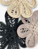 Broszka szydełkowa kwiat handmade - duża przestrzenna ozdoba ręcznie robiona