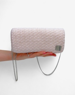 Jasnoróżowa torebka szydełkowa kopertówka handmade – elegancka mała torebka ręcznie robiona