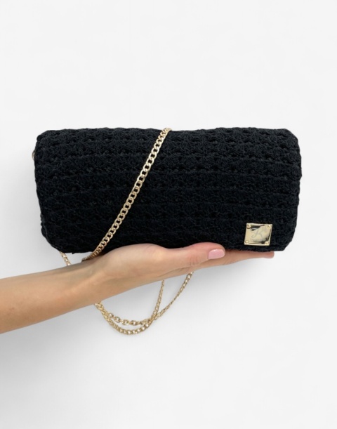 Czarna torebka szydełkowa kopertówka handmade – elegancka mała torebka ręcznie robiona