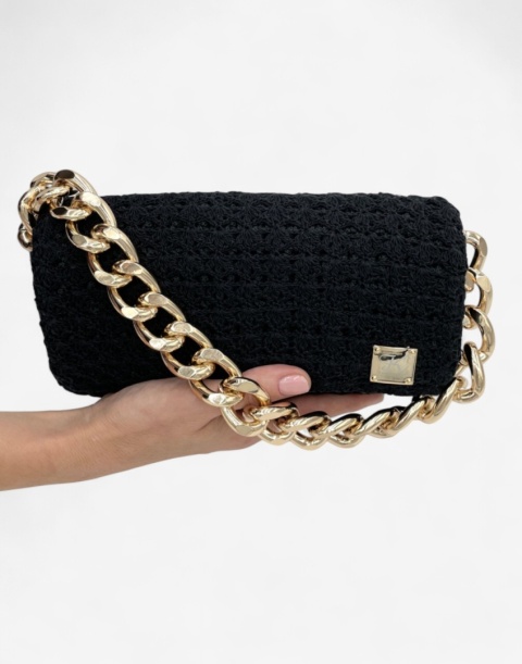 Czarna torebka szydełkowa kopertówka handmade – elegancka mała torebka ręcznie robiona