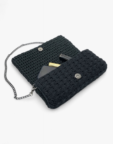 Czarna torebka szydełkowa z kwiatami wiśni handmade – elegancka torebka ręcznie robiona Czarna torebka szydełkowa z kwiatami wiśni handmade – elegancka torebka ręcznie robiona