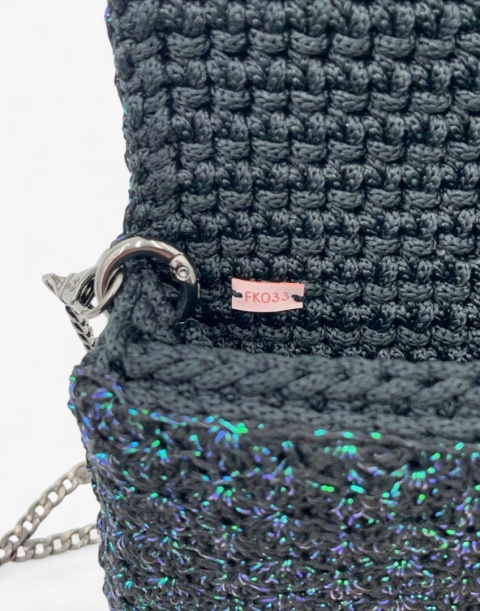 Czarna torebka szydełkowa z metalizowaną nicią handmade – elegancka torebka ręcznie robiona Czarna torebka szydełkowa z metalizowaną nicią handmade – elegancka torebka ręcznie robiona