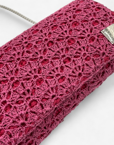 Różowa torebka szydełkowa z metalizowaną nicią handmade – elegancka torebka ręcznie robiona Różowa torebka szydełkowa z metalizowaną nicią handmade – elegancka torebka ręcznie robiona